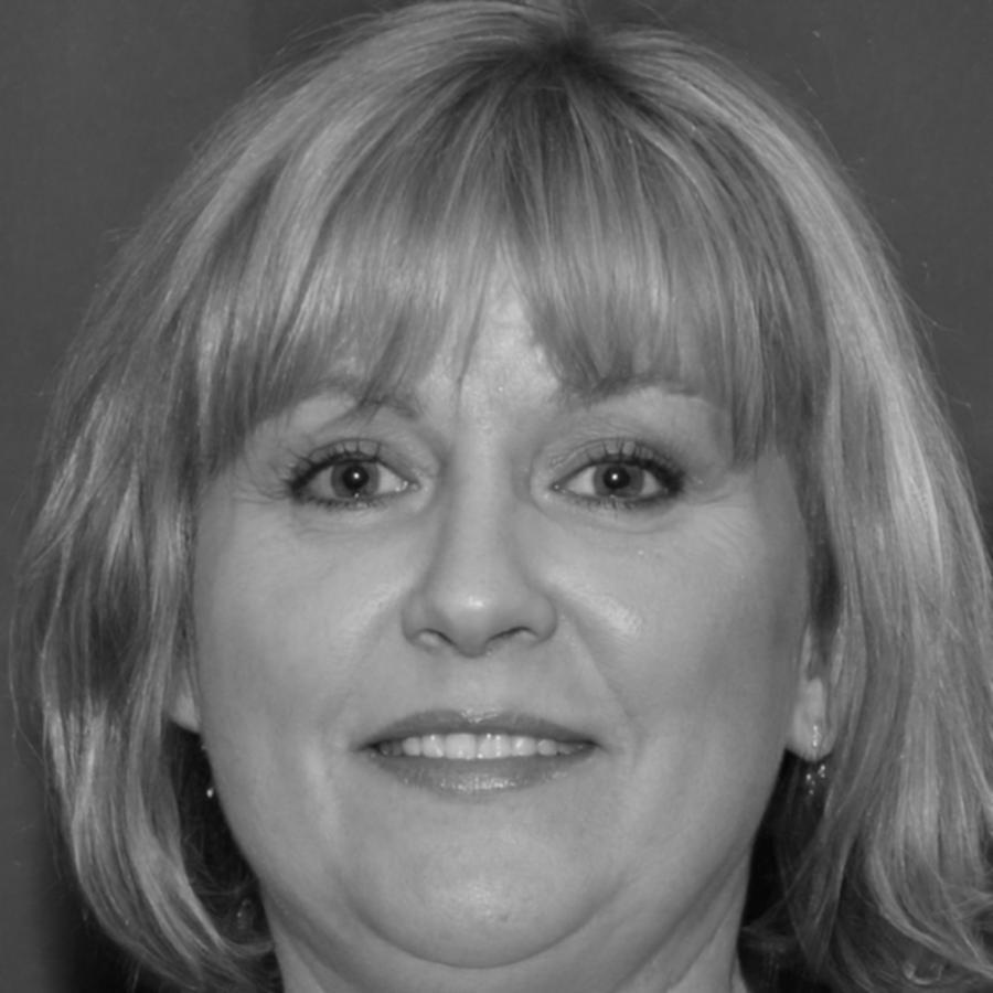 Perfil profesional de Candelaria Vega